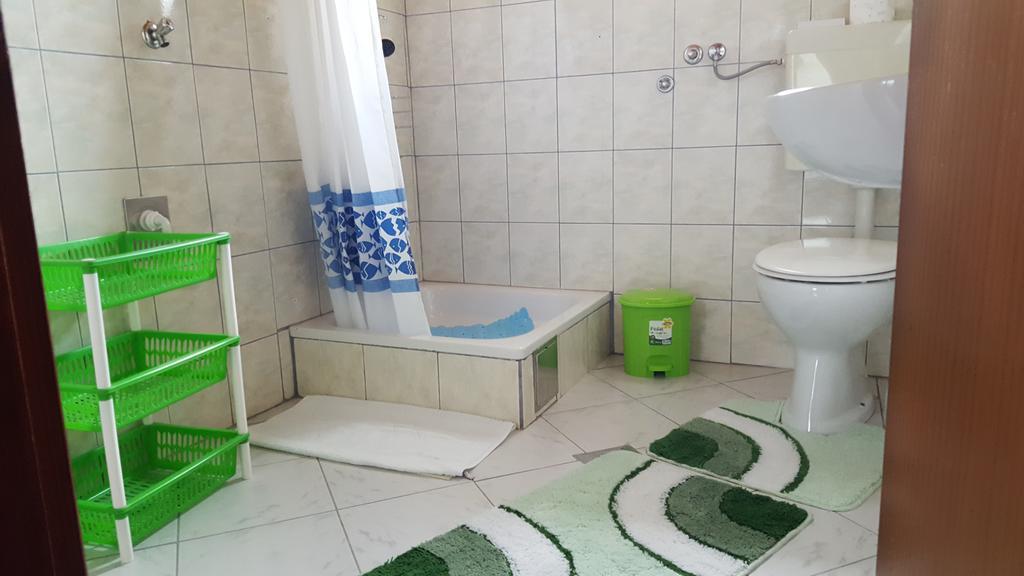 Apartment Nina Dreznik Grad Bagian luar foto